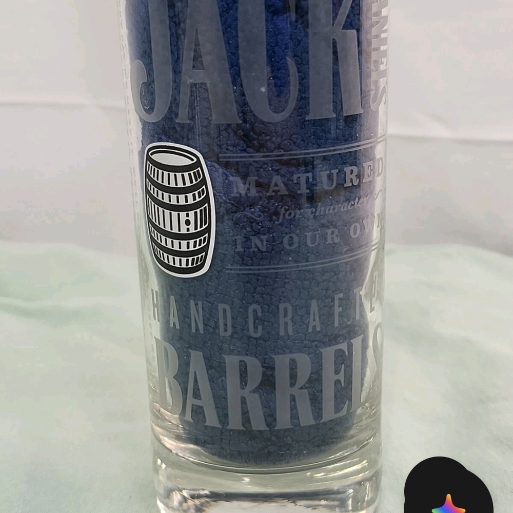 Jack Daniel's Tennessee Whiskey 6" Tall Boy Highball Glass Hand Crafted Barrels